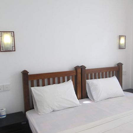 Bay Reach Home Stay Weligama Bagian luar foto