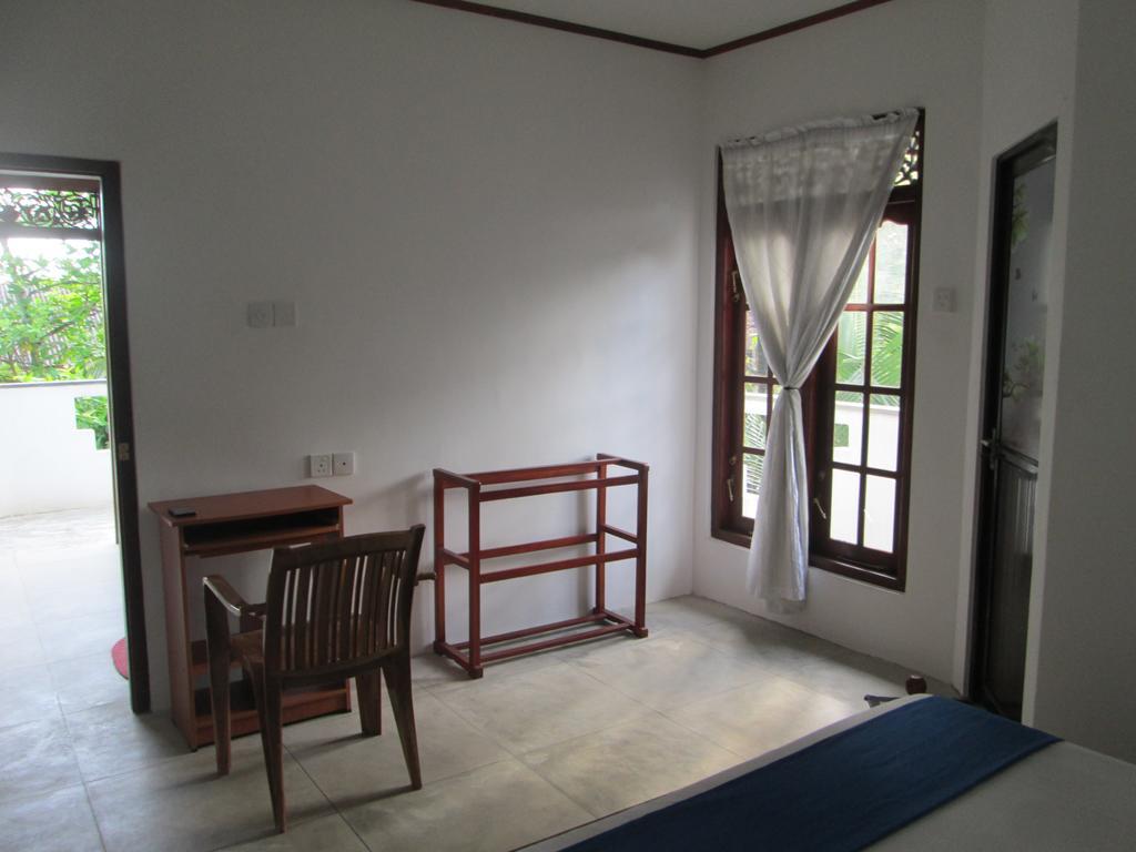 Bay Reach Home Stay Weligama Bagian luar foto