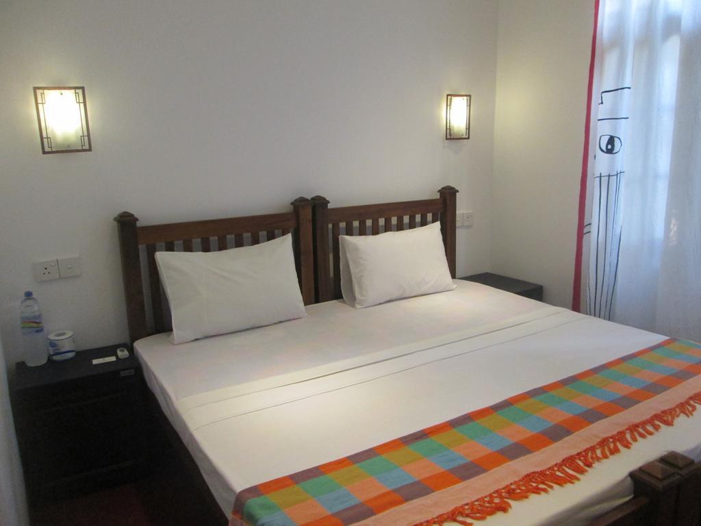 Bay Reach Home Stay Weligama Bagian luar foto